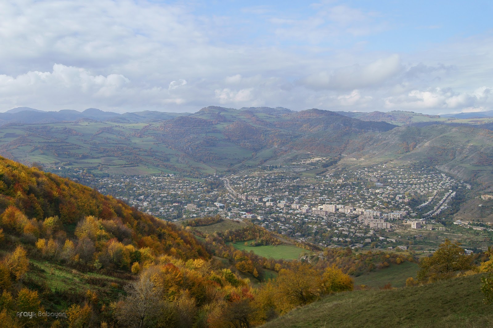 Il y a environ un mois, la partie azerbaïdjanaise a tiré des coups de feu irréguliers en direction de Berd, selon le gouverneur du Tavush au nord-est de l’Arménie