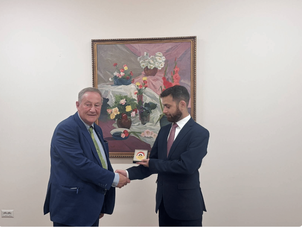 Le vice-ministre arménien des Affaires étrangères et le député français discutent du dialogue politique de haut niveau