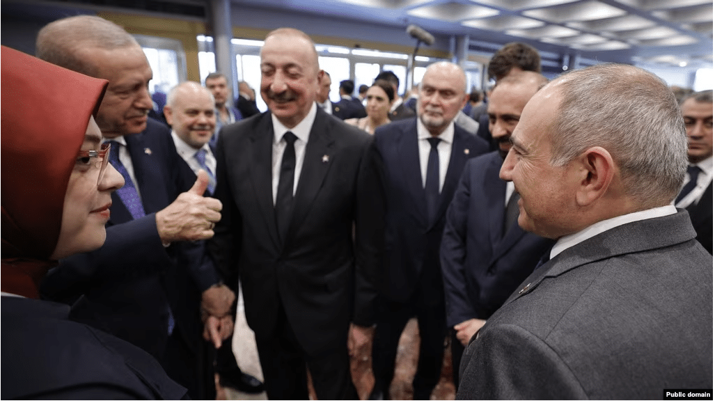 Pashinian téléphone à nouveau à Erdogan