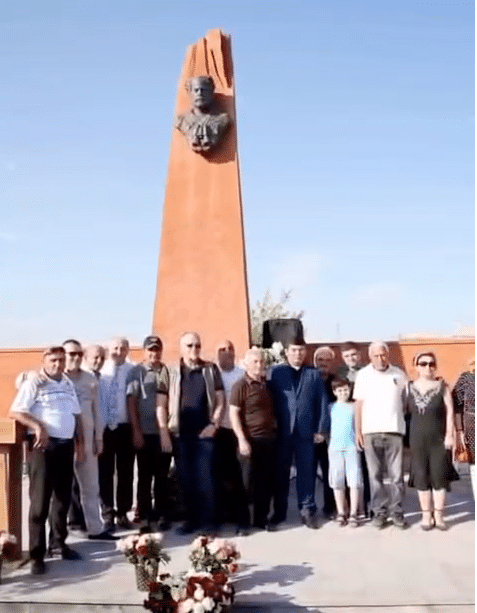 Inauguration d&rsquo;une statue à la gloire de Monte Melkonian