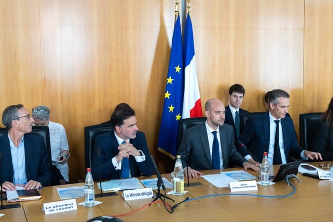 Olivier Decottignies : des équipes déployées pour accueillir nos ressortissants d&rsquo;Iran