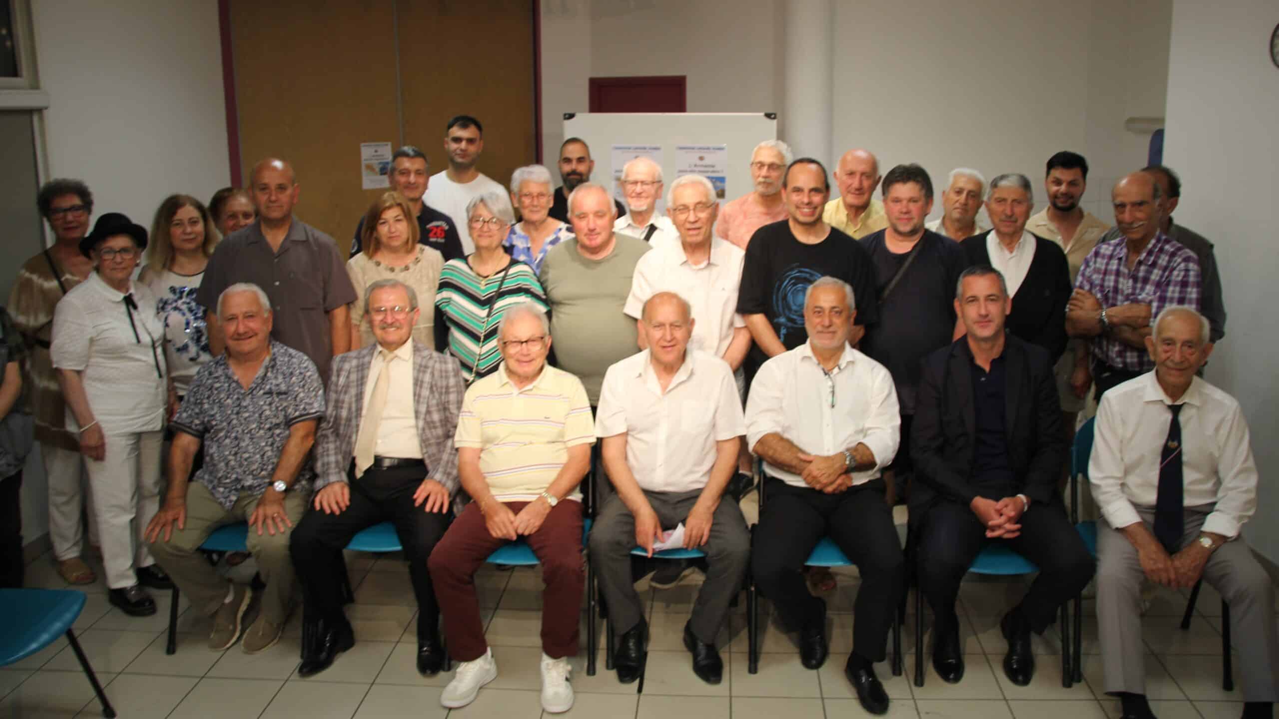 Bourg-Lès-Valence : Le public entre optimisme et pessimisme lors du débat « Arménia » sur « L’Arménie peut-elle disparaître ?»