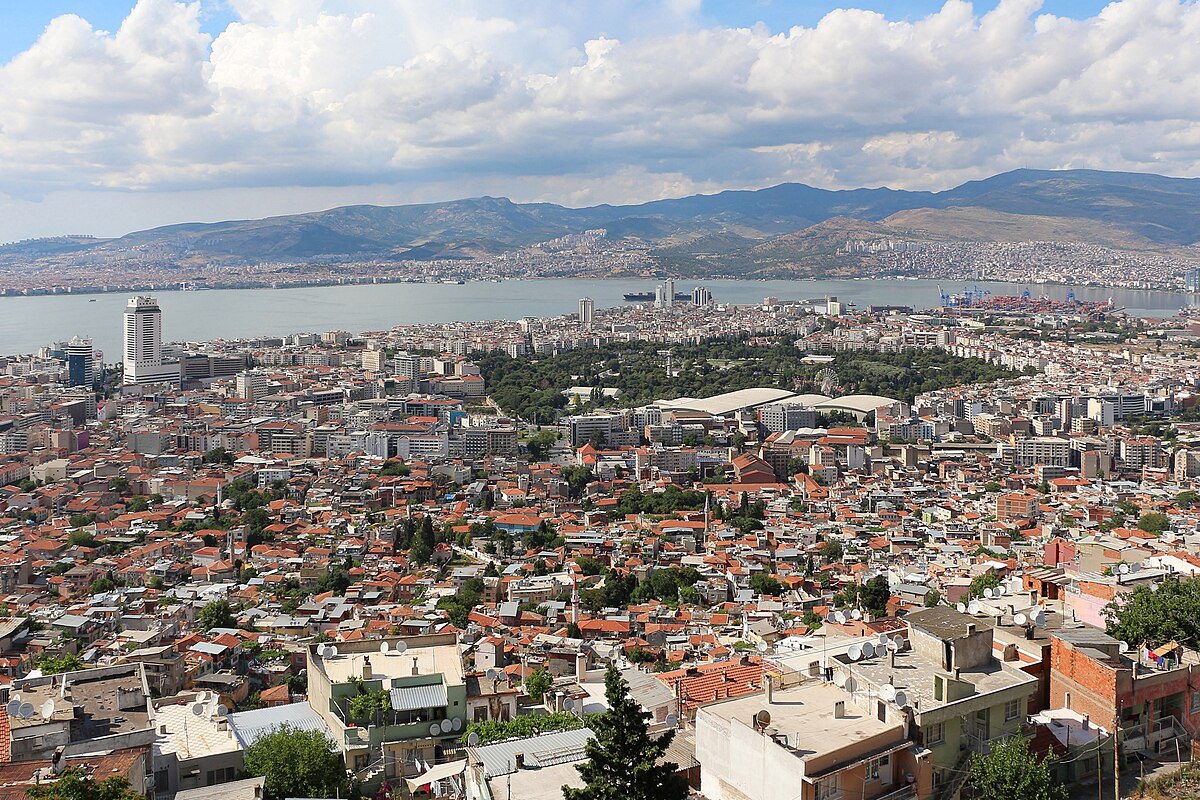 Turquie: plus de 20.000 employés municipaux en grève à Izmir