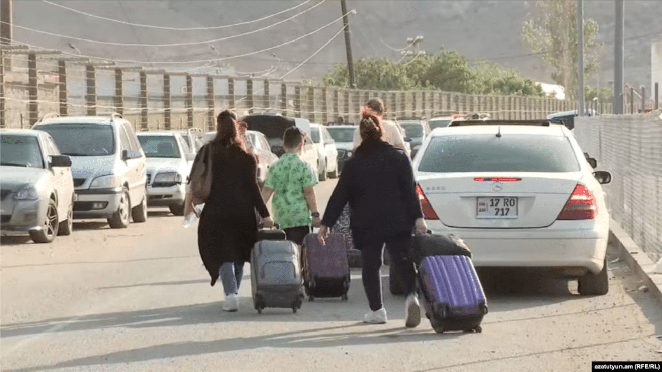 Les Iraniens fuient vers l&rsquo;Arménie sous les frappes aériennes israéliennes