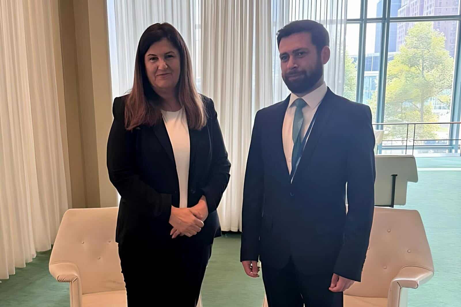 Vahan Kostanyan, le vice-ministre des Affaires étrangères d’Arménie et Varsen Aghabekian la ministre des Affaires étrangères et des Expatriés de d&rsquo;État palestinien se sont rencontrés à New York