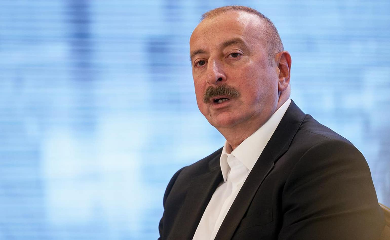 Si Yerevan maintient la fermeture du « corridor de Zanguezour », le pays risque de se retrouver isolé non seulement sur le plan des transports, mais aussi sur le plan politique menace Aliev