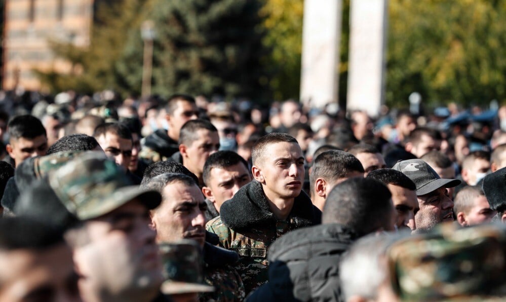 En Arménie, le gouvernement a décidé de prolonger la période de conscription estivale 2025 du 31 juillet jusqu&rsquo;au 15 août