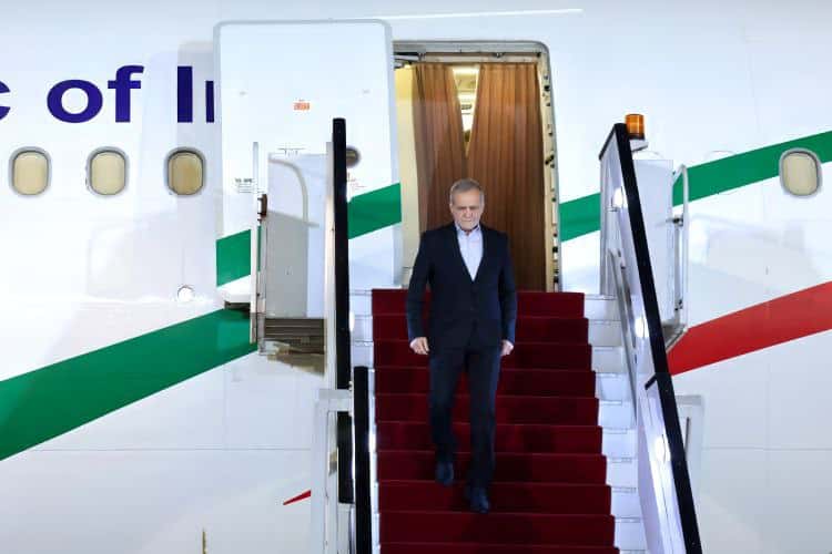 Après Erdogan, arrivée du président iranien Massoud Pezeshkian à Stepanakert capitale de l’Artsakh occupé pour un sommet de l’OCDE