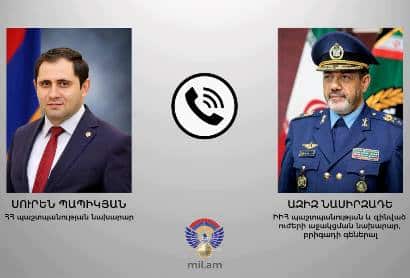 Le ministre arménien de la Défense et son homologue iranien ont discuté dans un entretien téléphonique des questions de sécurité