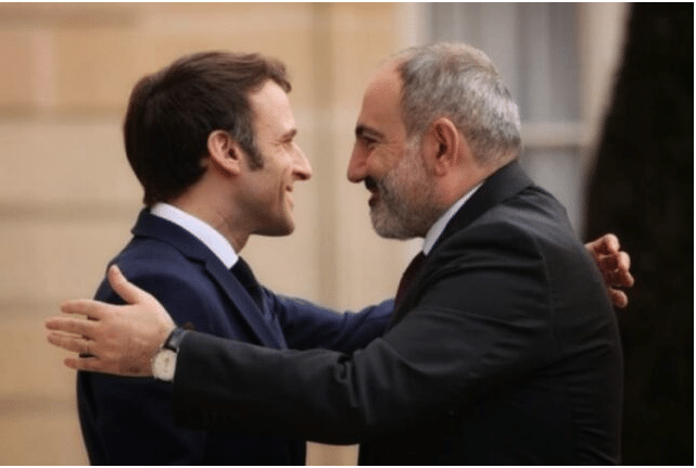 Crise : le positionnement de Macron en faveur de Pachinian fait des vagues en Arménie