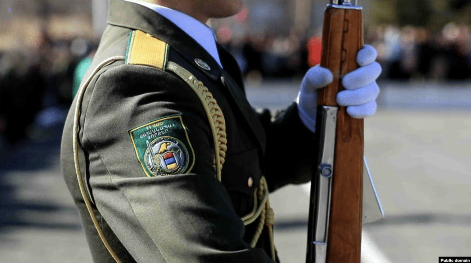 Un jeune soldat retrouvé mort dans les troupes frontalières de l’Arménie : des soupçons sur la version officielle du suicide