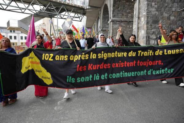 Berivan Firat : 102 ans après,les Kurdes marchent à Lausanne contre un traité négationniste signé par l’Occident et les débris de l’empire ottoman