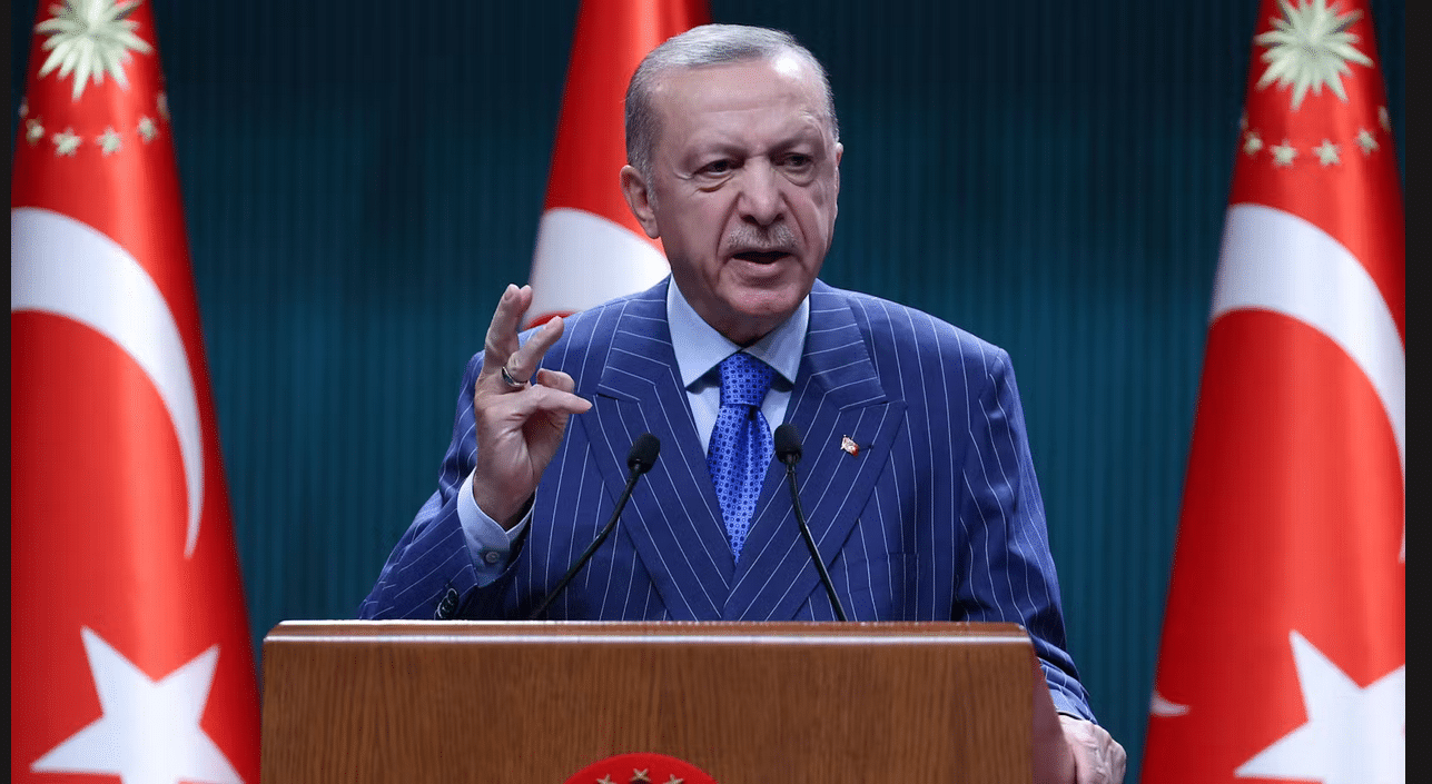 Turquie: Erdogan condamne une « provocation infâme » après la parution d&rsquo;une caricature accusée de représenter le prophète Mahomet