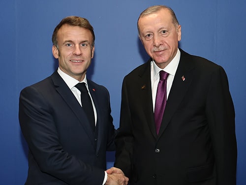 Macron à Erdogan : « Nous sommes prêts à coopérer avec la Turquie sur un programme bilatéral ambitieux »