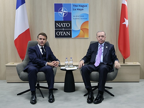 Macron et Erdogan discutent du processus de paix entre l&rsquo;Arménie et l&rsquo;Azerbaïdjan