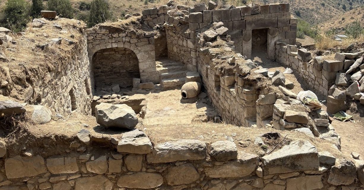 Les travaux de restauration sont en cours au monastère de Shativank et de l&rsquo;église Saint-Astvatsatsin de Gndevaz dans la région de Vayots Dzor en Arménie