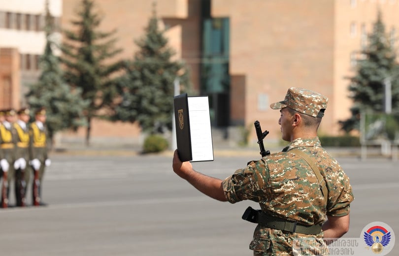 Défendre l&rsquo;honneur de l&rsquo;armée arménienne : la cérémonie de prestation de serment des cadets a eu lieu à l&rsquo;académie militaire Vazgen Sargsyan à Yerevan