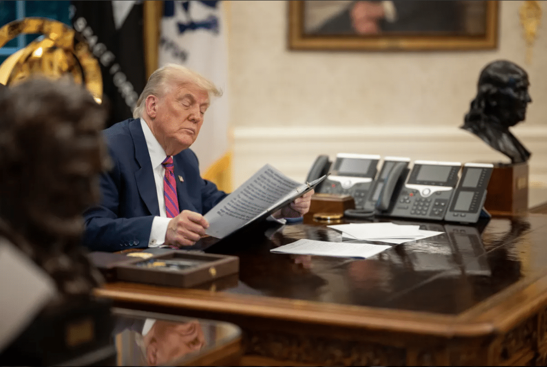 Un sommet Aliev-Pachinian sous l’égide de Trump à Washington ? Erevan réserve sa réponse