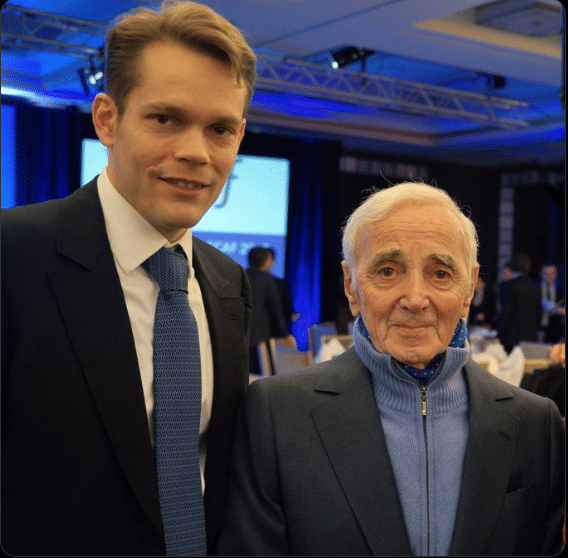 Bon anniversaire Nicolas Aznavour !