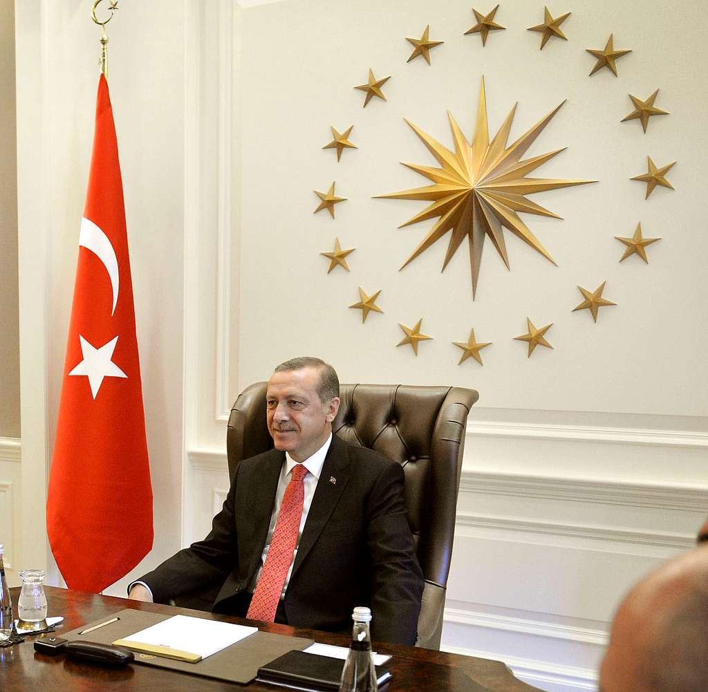 Erdogan à Poutine : la Turquie soutiendra un processus associant « toutes les parties »