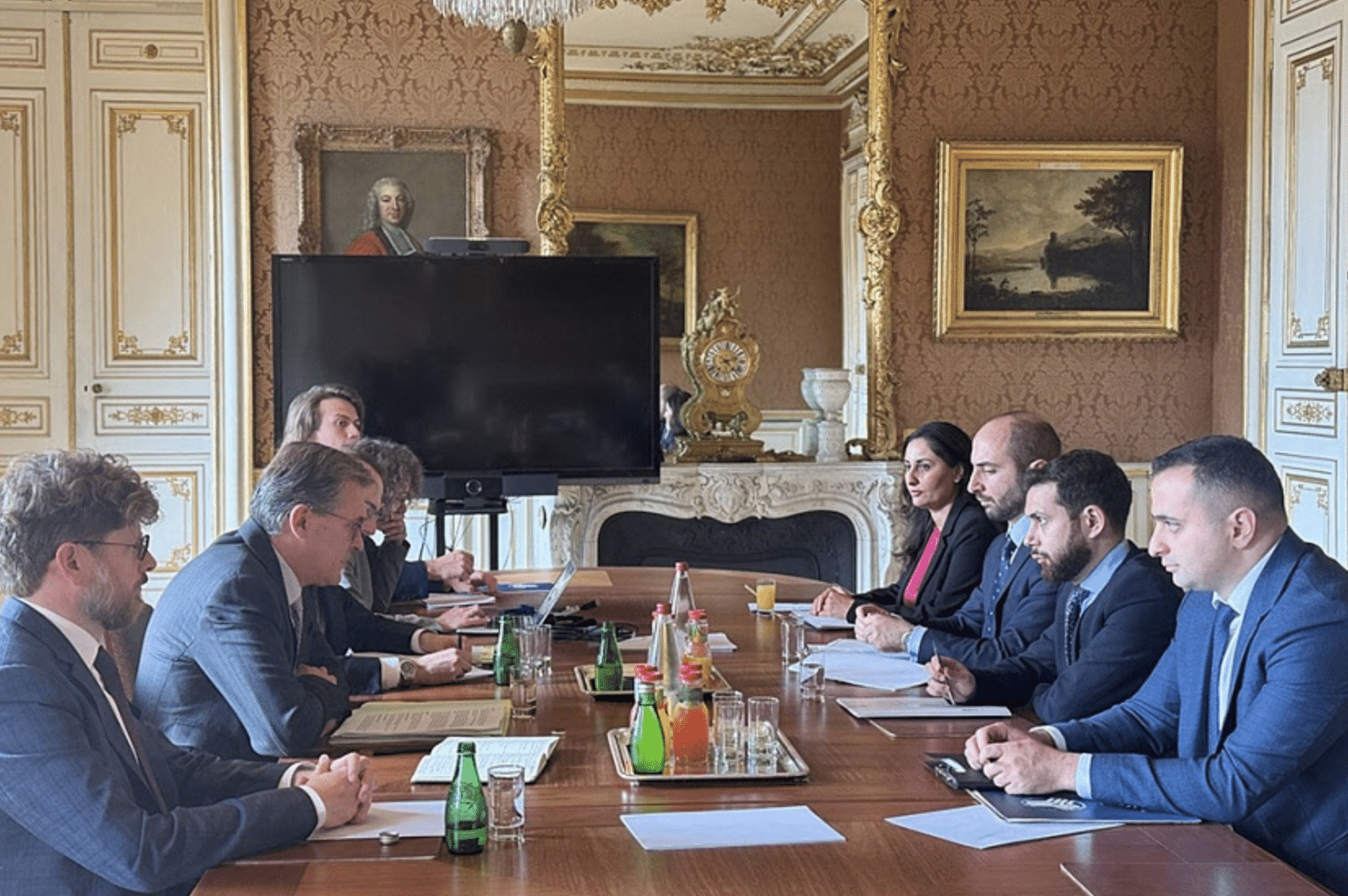 L&rsquo;Arménie et la France discutent du document de partenariat stratégique et des délais de signature