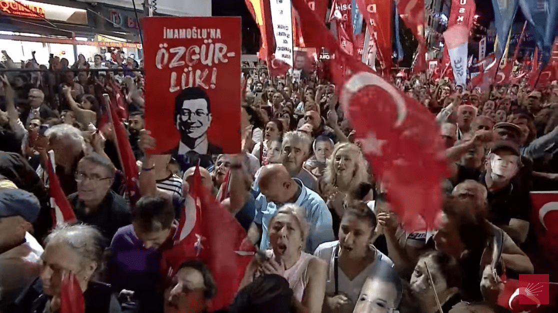 Erdogan a secrètement reçu Donald Trump Jr. dans un palais d&rsquo;Istanbul, affirme le chef de l&rsquo;opposition