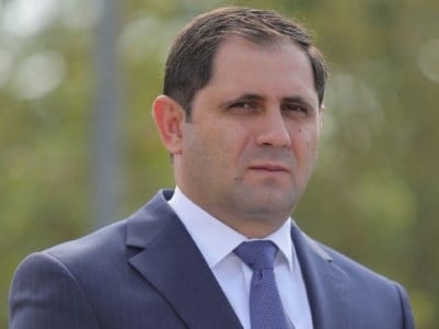 Une délégation conduite par le ministre de la Défense de la République d’Arménie est arrivée en Chine pour une visite de travail