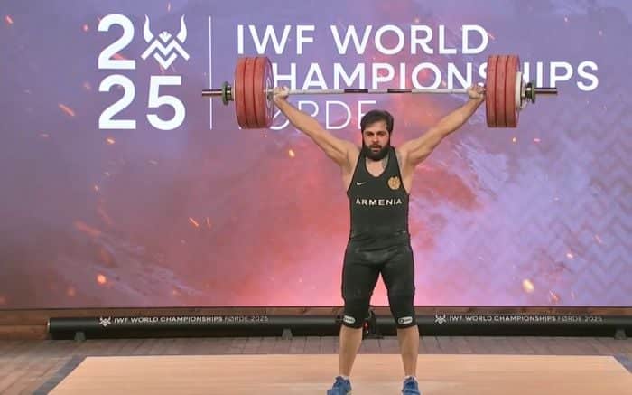Championnats du monde d&rsquo;haltérophilie à Fjord (Norvège) : sous les couleurs de l’Arménie Garik Karapetyan termine 4e et Simon Martirosyan éliminé des compétitions des 110 kg