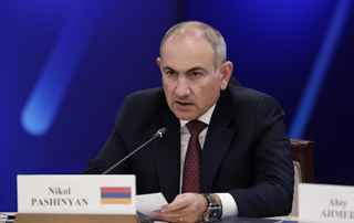 Le Premier ministre arménien accuse les anciens présidents d&rsquo;inaction ou de tromperie concernant les plans de paix au Karabakh