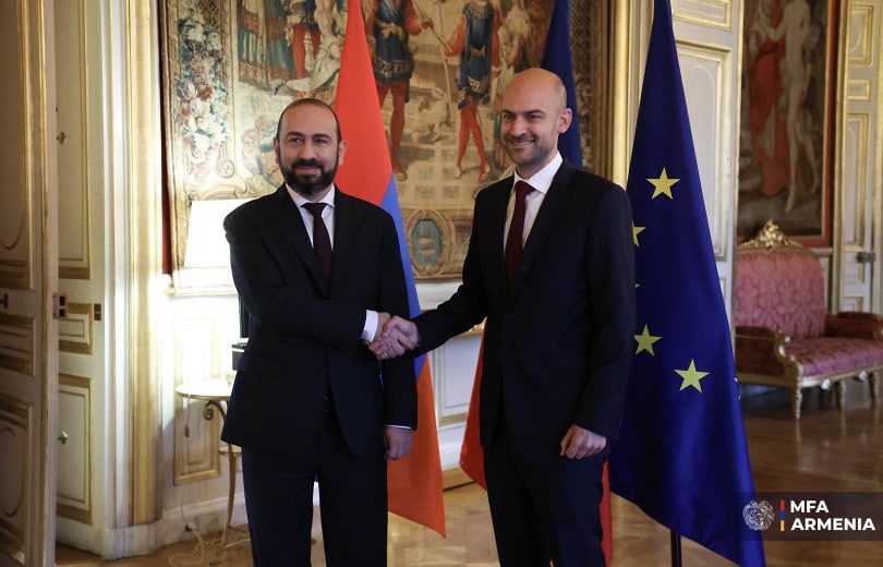 Ararat Mirzoyan et Jean-Noël Barrot ont discuté de l&rsquo;ensemble du programme de coopération entre l&rsquo;Arménie et la France