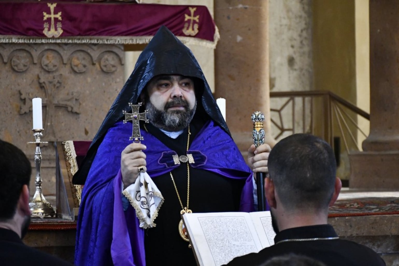 L&rsquo;avocat a rendu compte de l&rsquo;arrestation de l&rsquo;évêque Mkrtich Proshyan primat du diocèse d’Aragatsotn