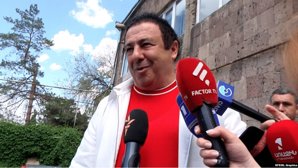 Tsarukian, à son tour, entre en lice pour les élections de 2026
