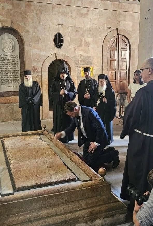 Le vice-président américain JD Vance visite l&rsquo;église du Saint-Sépulcre à Jérusalem,