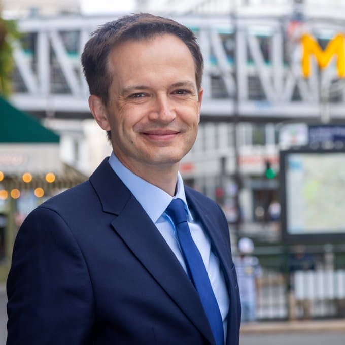 A Paris, Renaissance préfère Pierre-Yves Bournazel à Rachida Dati