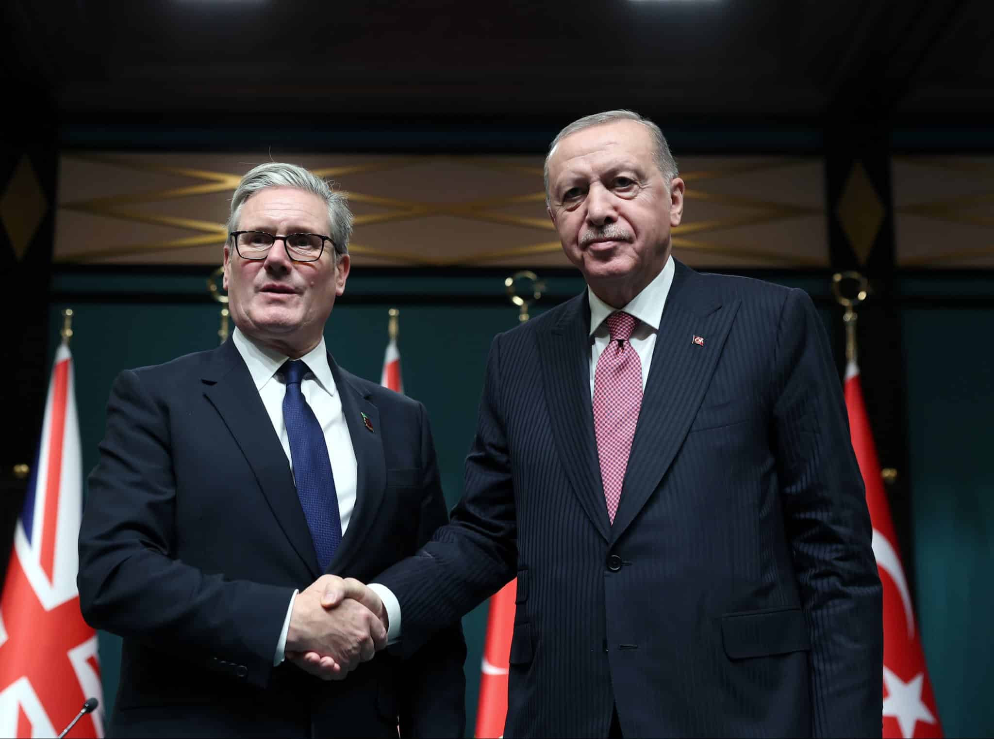 Erdogan reçoit Starmer, les Eurofighters au menu