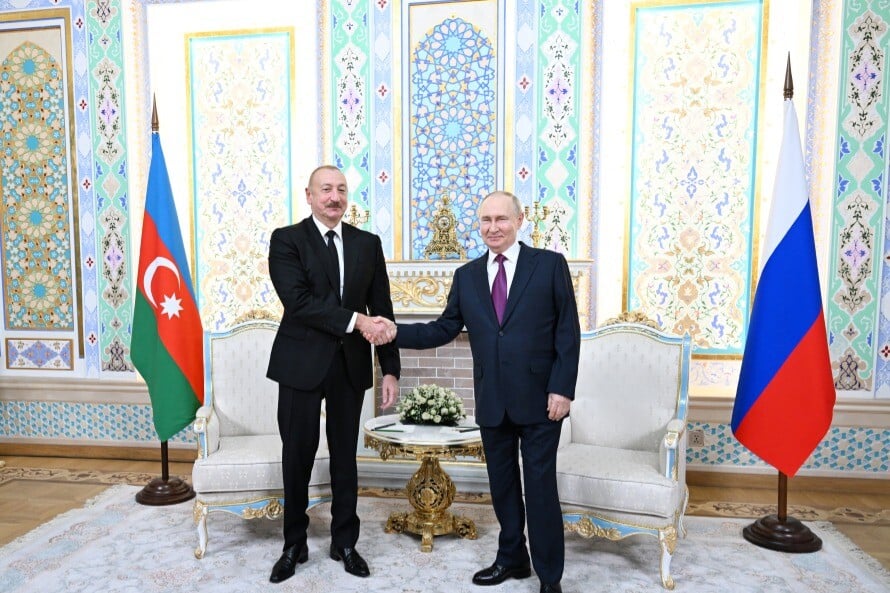 Poutine reconnaît une responsabilité russe dans le crash d&rsquo;un avion azerbaïdjanais fin 2024