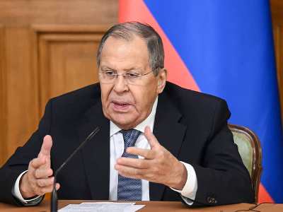 Lavrov : Moscou va réprimer les tentatives occidentales visant à perturber les relations de la Russie avec le Caucase du Sud