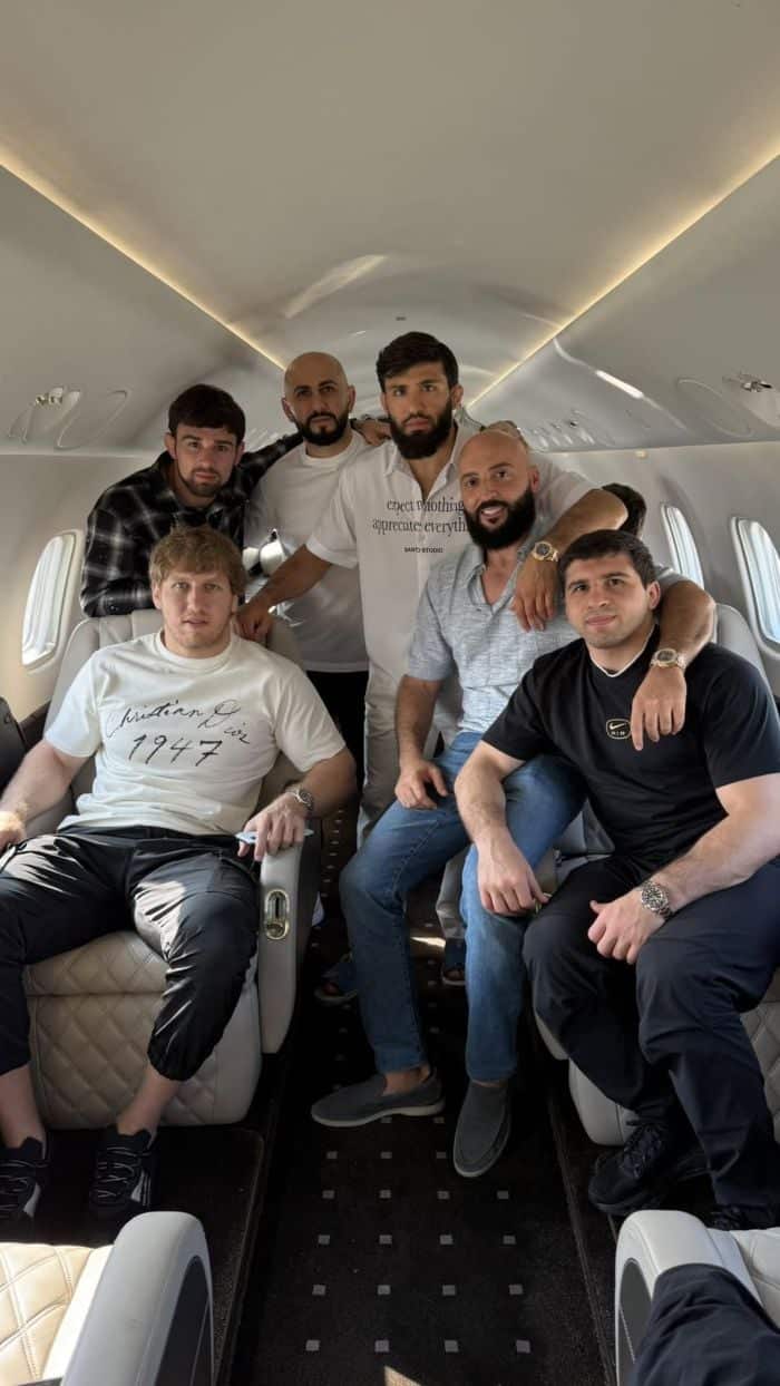 Les champions Arméniens de lutte Artur Aleksanyan, Arman Tsarukyan, Malkhas Amoyan et Arsen Harutyunyan à Dubaï (photo)