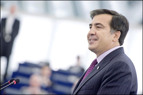 L&rsquo;ex-président géorgien emprisonné Saakachvili demande à Kiev de l&rsquo;inclure  dans un échange de prisonniers avec la Russie