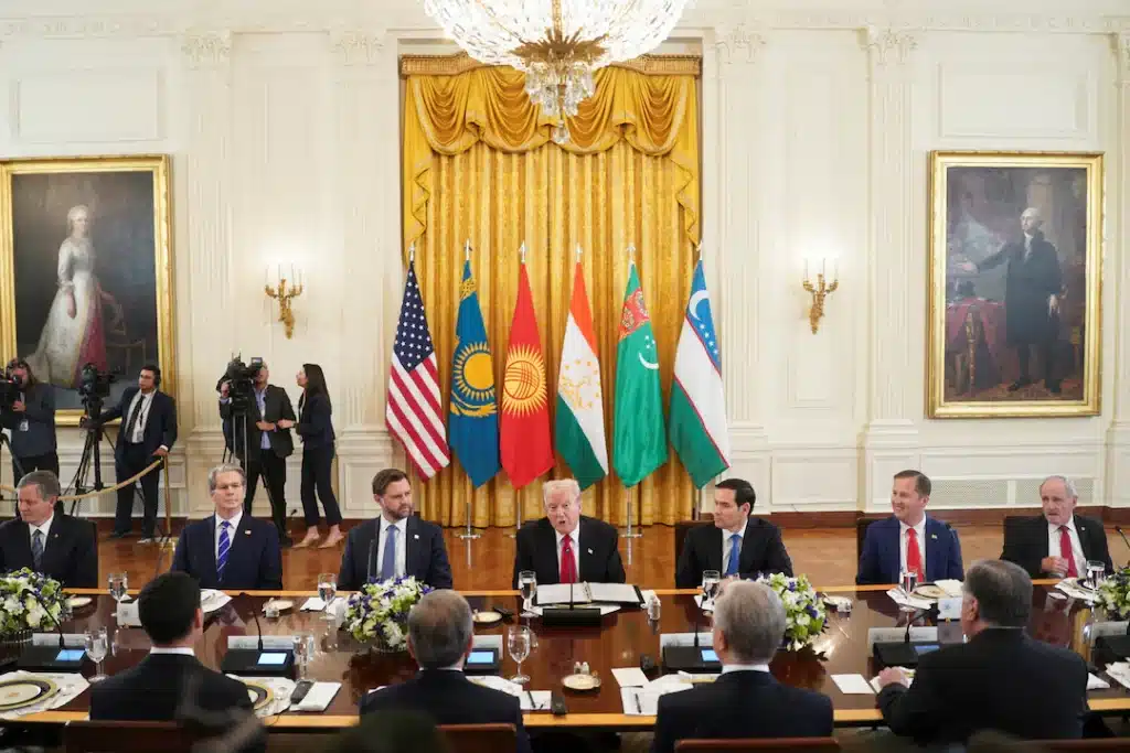 Donald Trump : Le TRIPP traverse une région économiquement cruciale du monde et dynamisera les échanges commerciaux transcaspiens