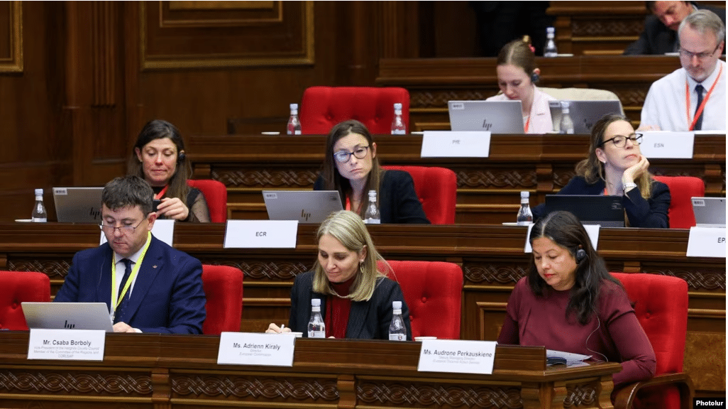 Erevan accusé d&rsquo;avoir bloqué l&rsquo;appel au retour des Arméniens du Karabakh