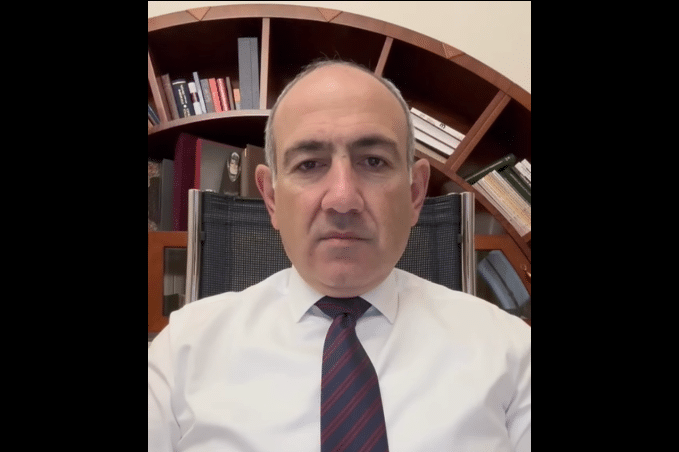 Pashinyan se présente comme candidat pour la liste du parti Contrat civil en 2026