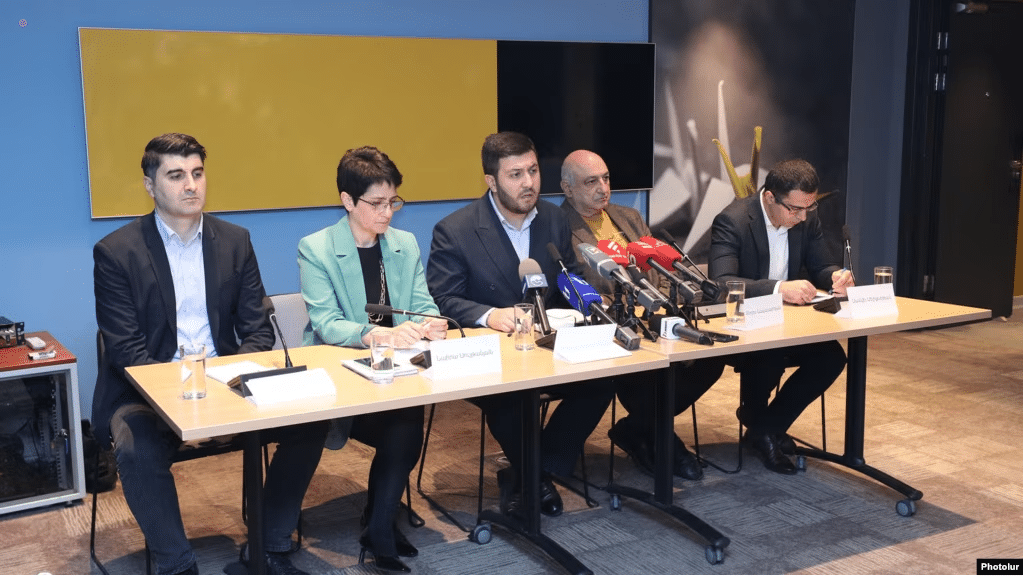 «La question des prisonniers pourrait recevoir une certaine solution» : la délégation arménienne en visite à Bakou livre des détails