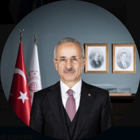 Le ministre turc des Transports annonce la mise en service complète du « corridor de Zangezur » d’ici 2029-2030