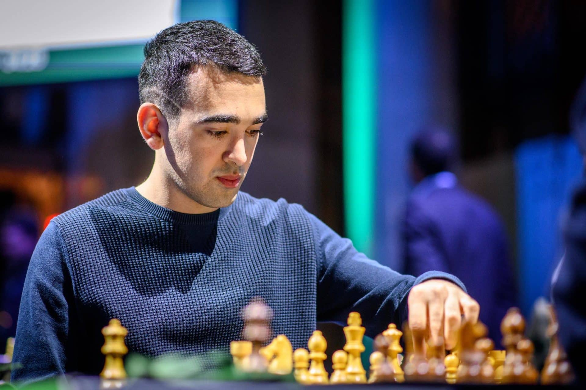 Hayk Martirosyan (Arménie) a vaincu Magnus Carlsen lors de la 14e ronde du Championnat du monde d&rsquo;échecs blitz