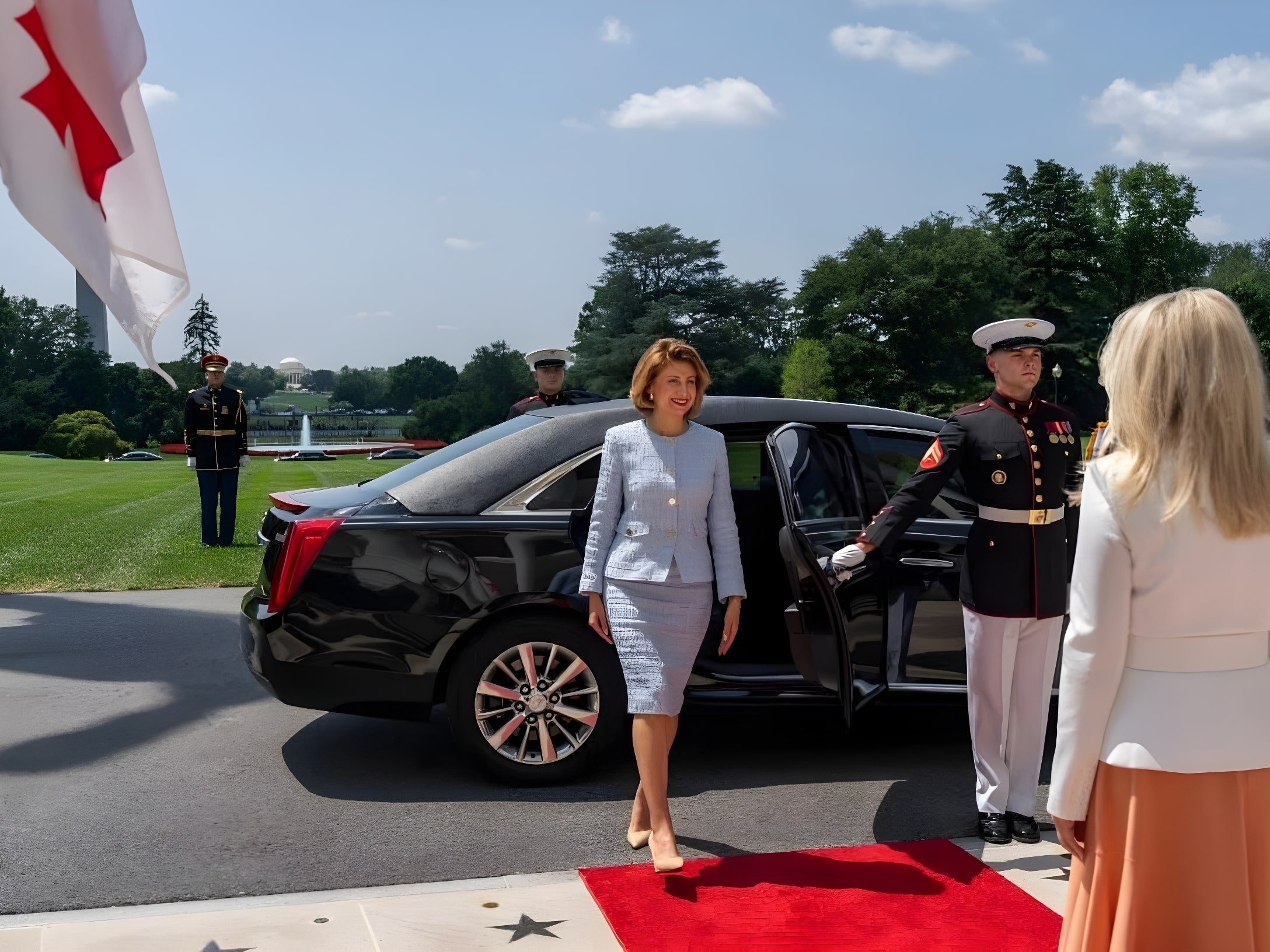 Le mari de l&rsquo;ambassadrice de Géorgie aux Etats-Unis accusé d&rsquo;avoir aidé des clients russes à contourner les sanctions occidentales