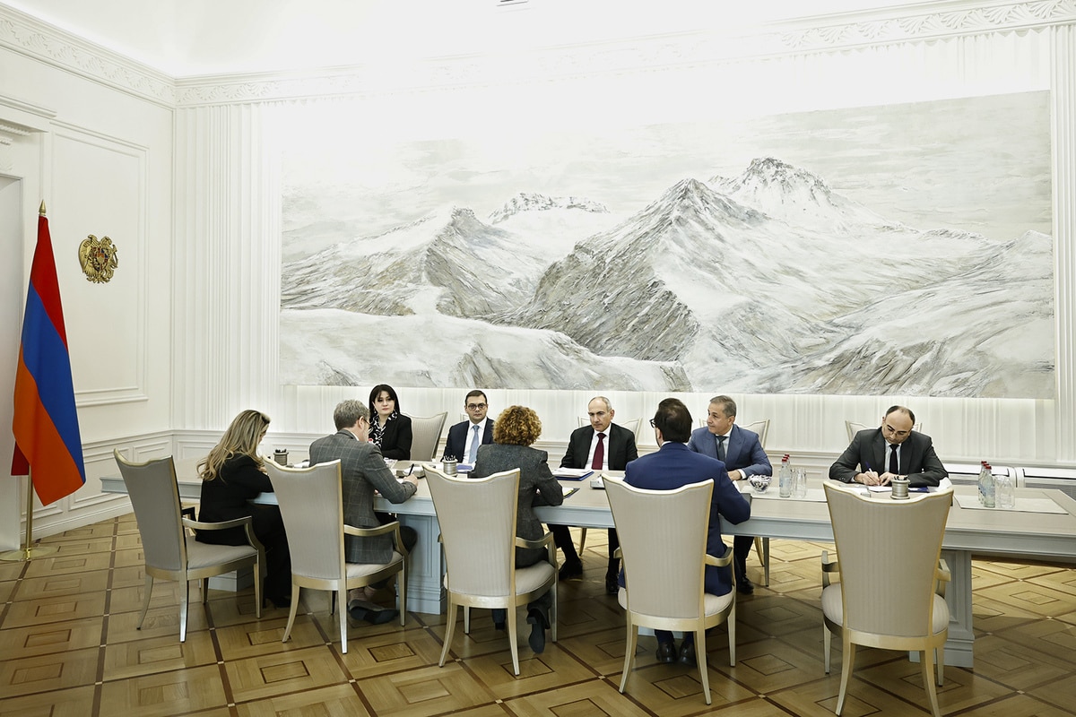 L’Arménie est sans perspective d&rsquo;adhésion à l’OTAN, mais avec un partenariat renforcé : sujets abordés à Yerevan lors d&rsquo;une rencontre avec une haute responsable de l&rsquo;OTAN
