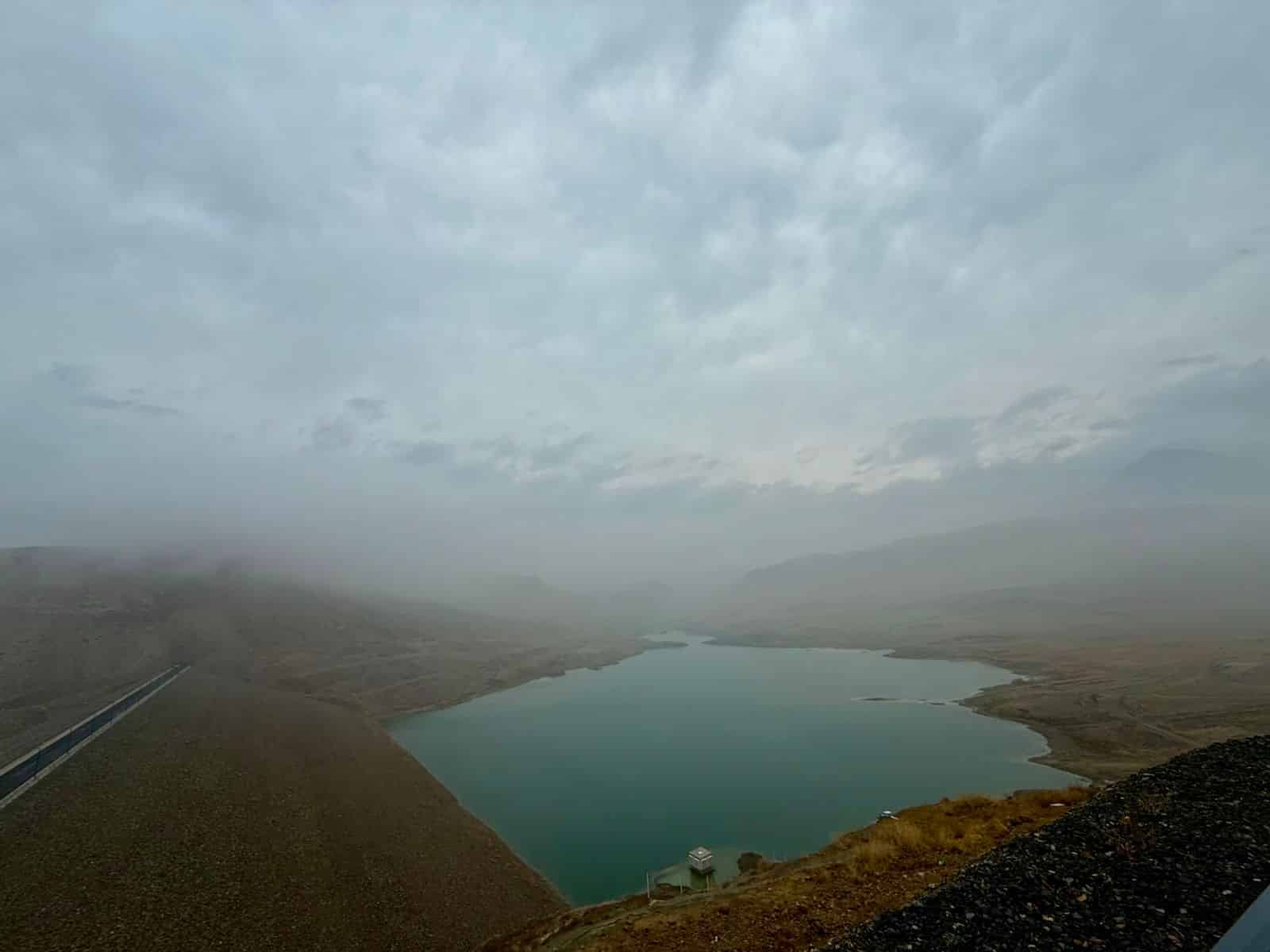 La construction du réservoir d’eau géant de Vedi d’un coût de 90 millions d’euros dans la région d’Ararat (Arménie) est presque achevée : Visite conjointe d’un organisme donateur et du Comité de l’eau