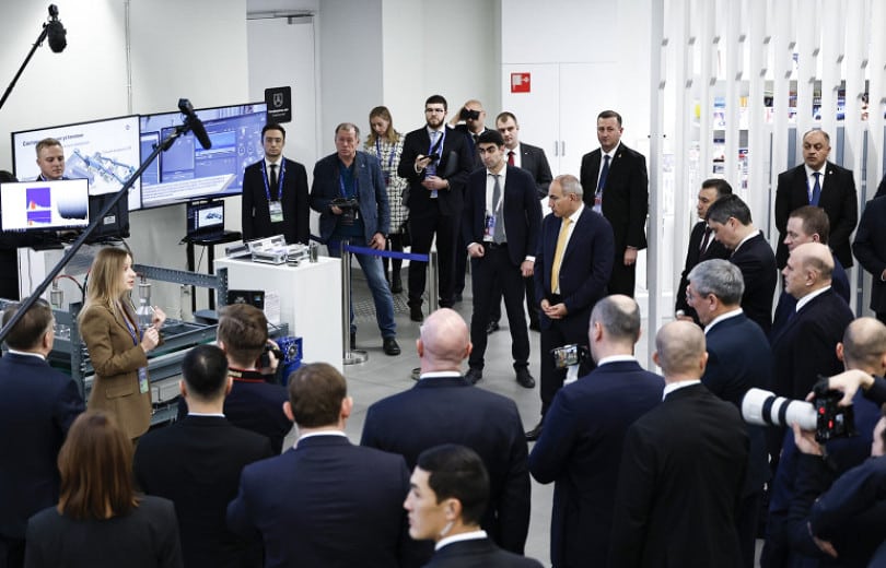 Le Premier ministre arménien a visité le Musée de l&rsquo;Atome à Moscou et participé à une conférence internationale