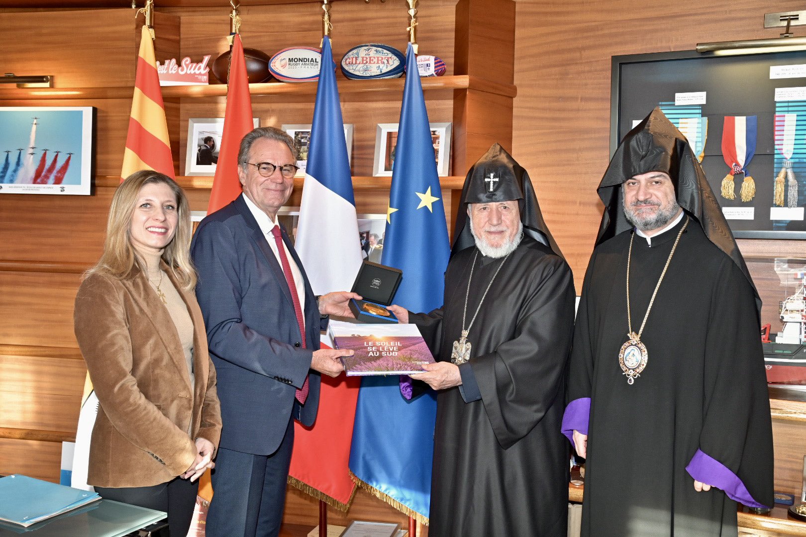 Marseille : Le Catholicos reçu par Renaud Muselier
